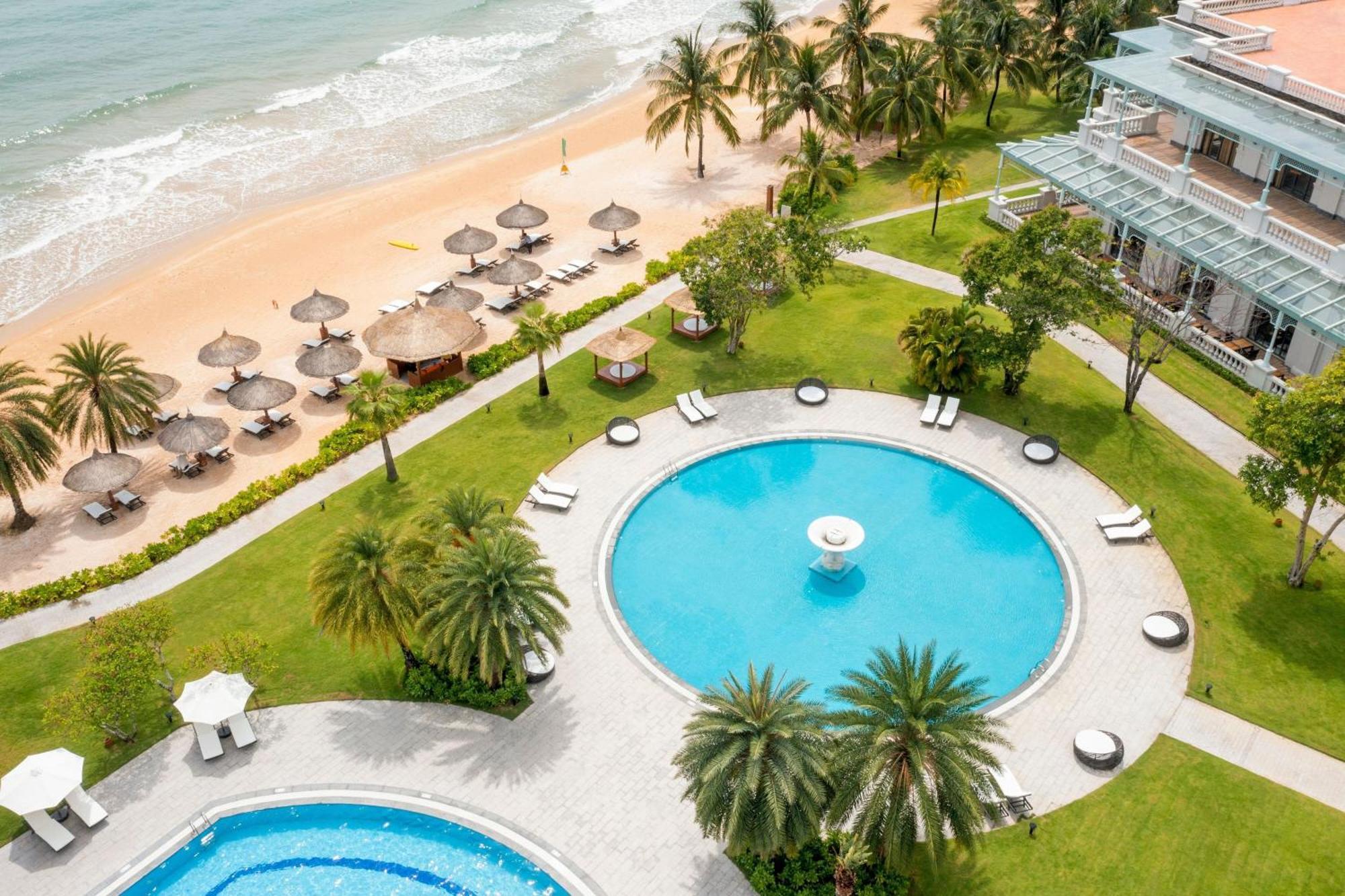 Sheraton Phu Quoc Long Beach Resort Exterior photo